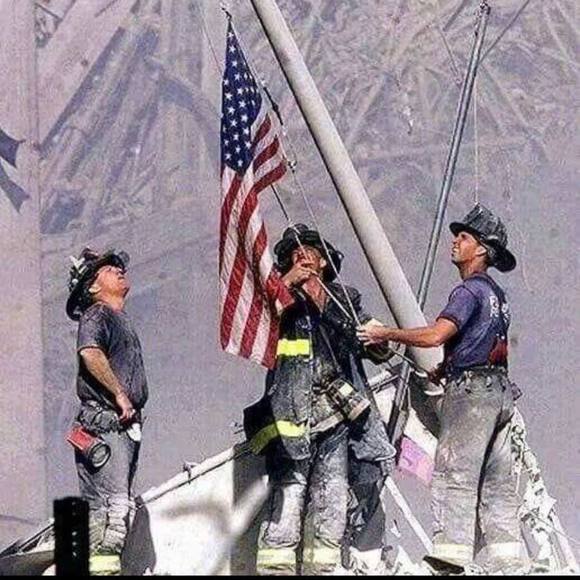 Meet your Posher, Alex - Picture 1 of 1